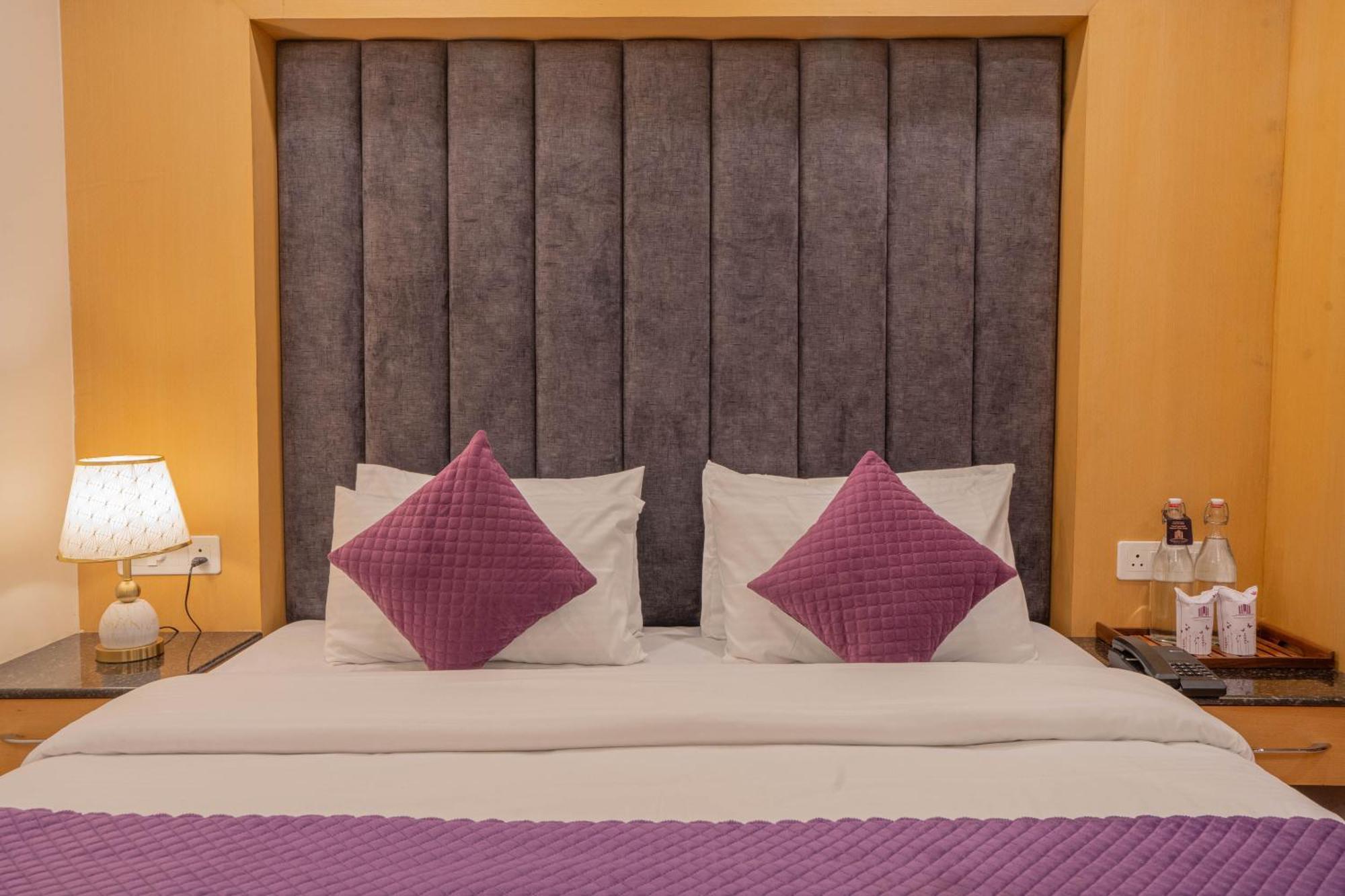 Perfectstayz Premium At Mall Road Mussoorie Exteriér fotografie
