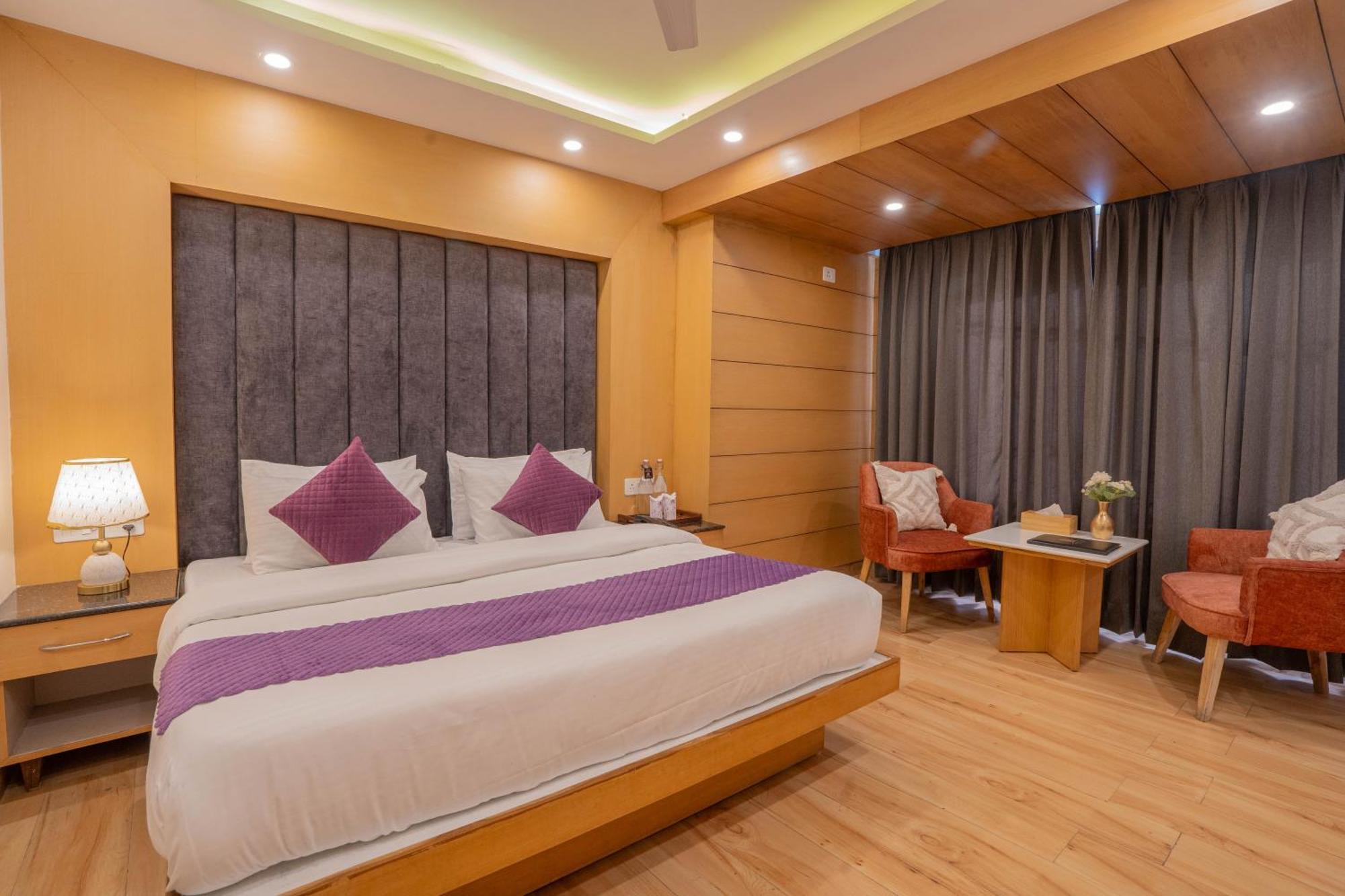 Perfectstayz Premium At Mall Road Mussoorie Exteriér fotografie