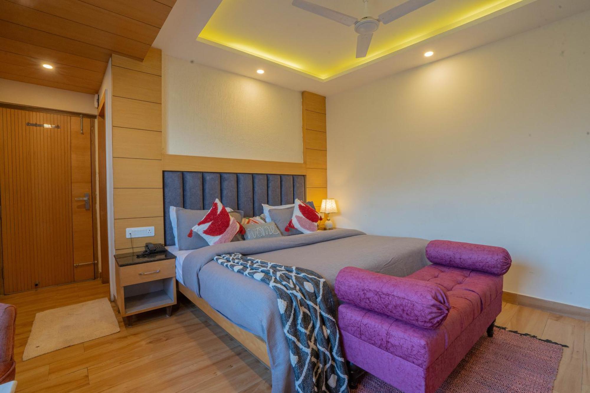 Perfectstayz Premium At Mall Road Mussoorie Exteriér fotografie